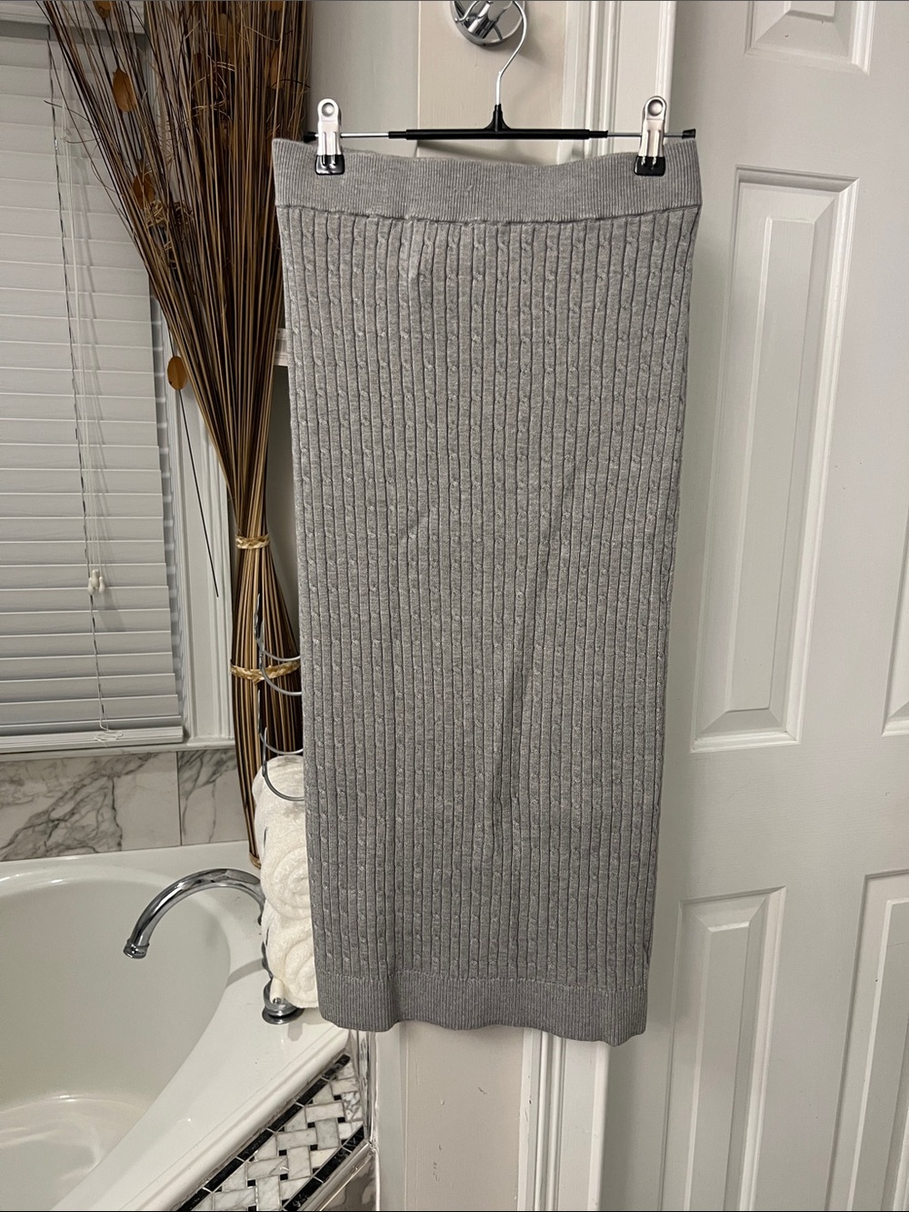 Anne Klein Men's Ribbed Crewneck Sweater - Light Gray